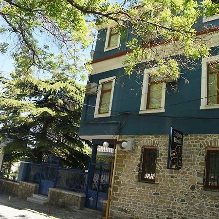 Hotel Bujtina Bicolli Korce Esterno foto