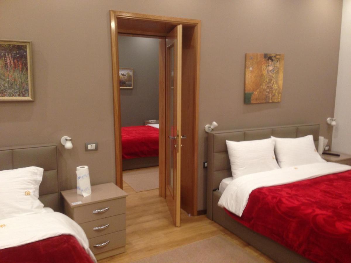 Hotel Bujtina Bicolli Korce Esterno foto
